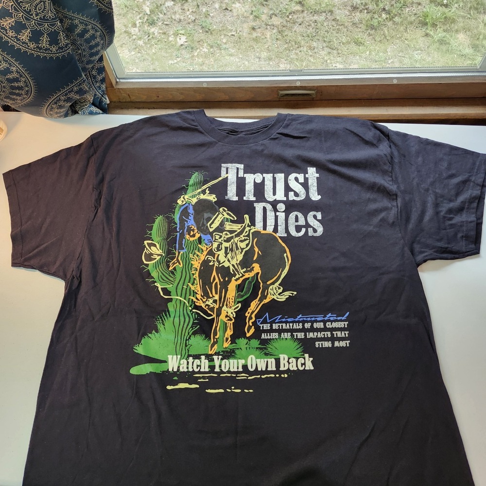 Novamen Trust Dies Graphic T-Shirt XXXL Black Oversized Cowboy Western...